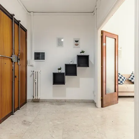 Vatican Museums Family Apartment Metro 3 Min Рим