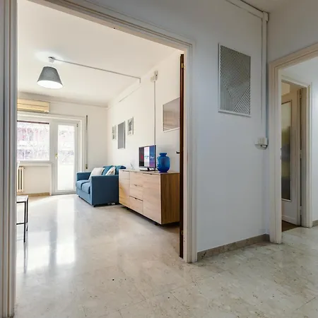 Vatican Museums Family Apartment Metro 3 Min * Рим