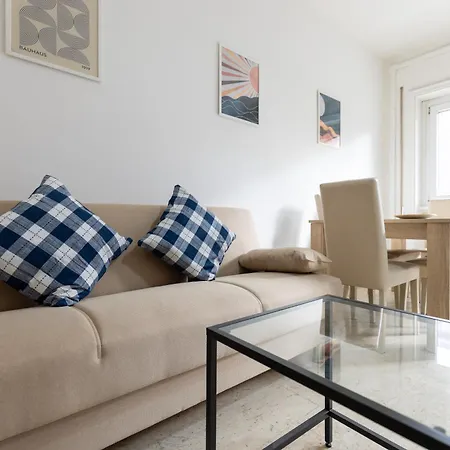 Vatican Museums Family Apartment Metro 3 Min *